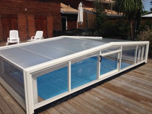 Abri sécurité piscines Bordeaux - Marine et Blanc Piscines