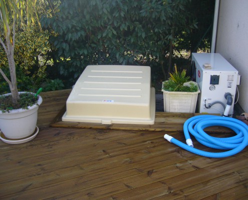 Local technique semi enterré piscine bordeaux Marine et Blanc Piscines